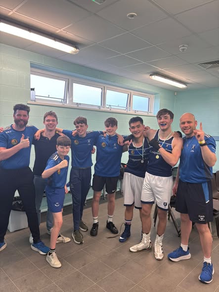 Craigmore A.B.C team celebrating with medals